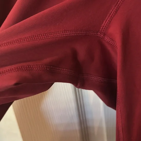 P’tula Crop Leggings in Red - Picture 7 of 7